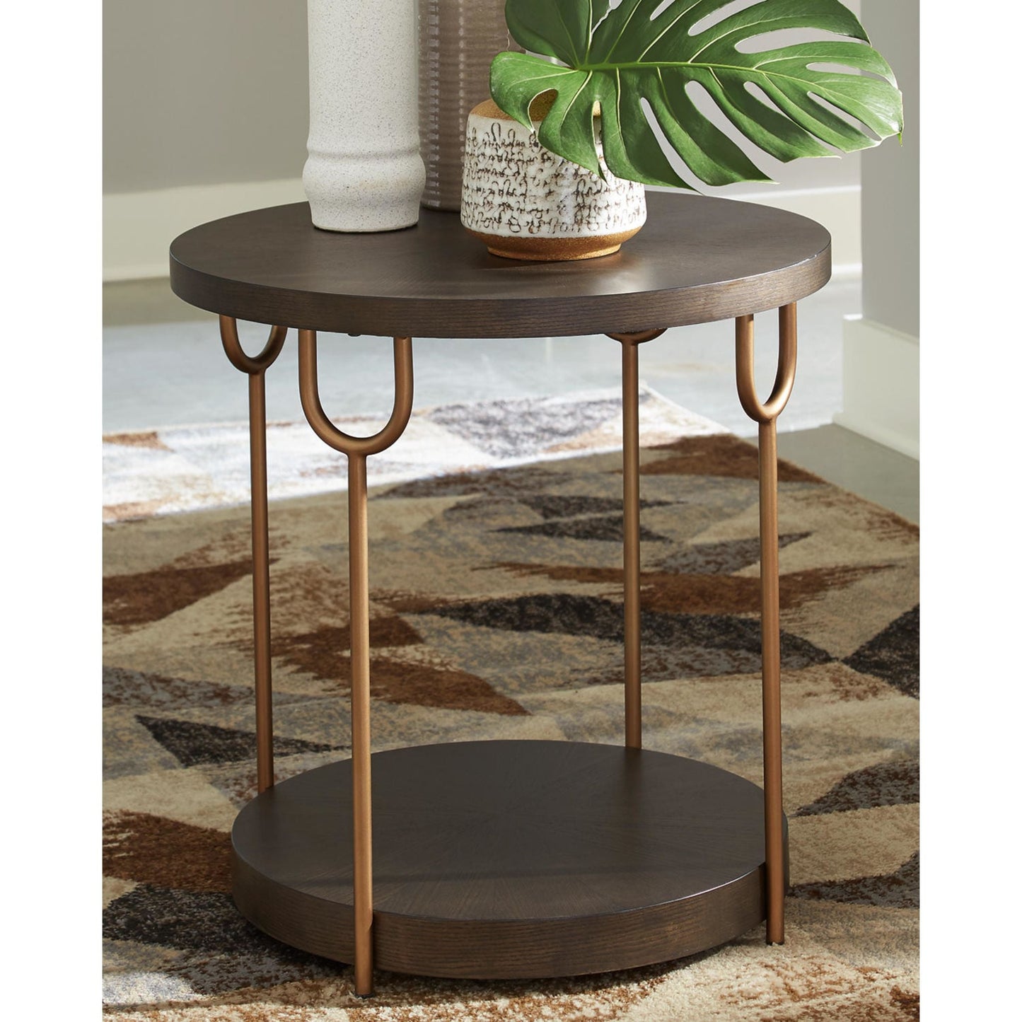 Table d'appoint Brazburn - Finition marron foncé/doré