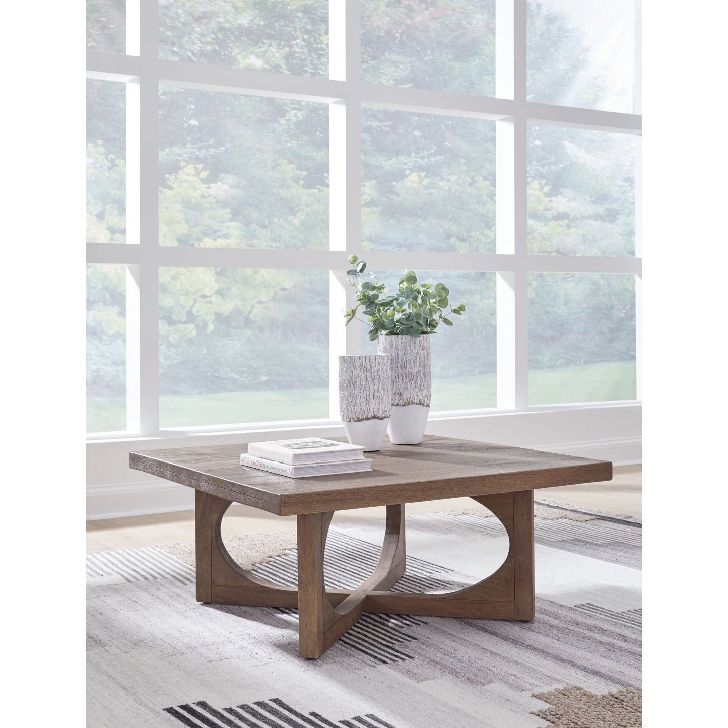 Table basse carrée Abbianna