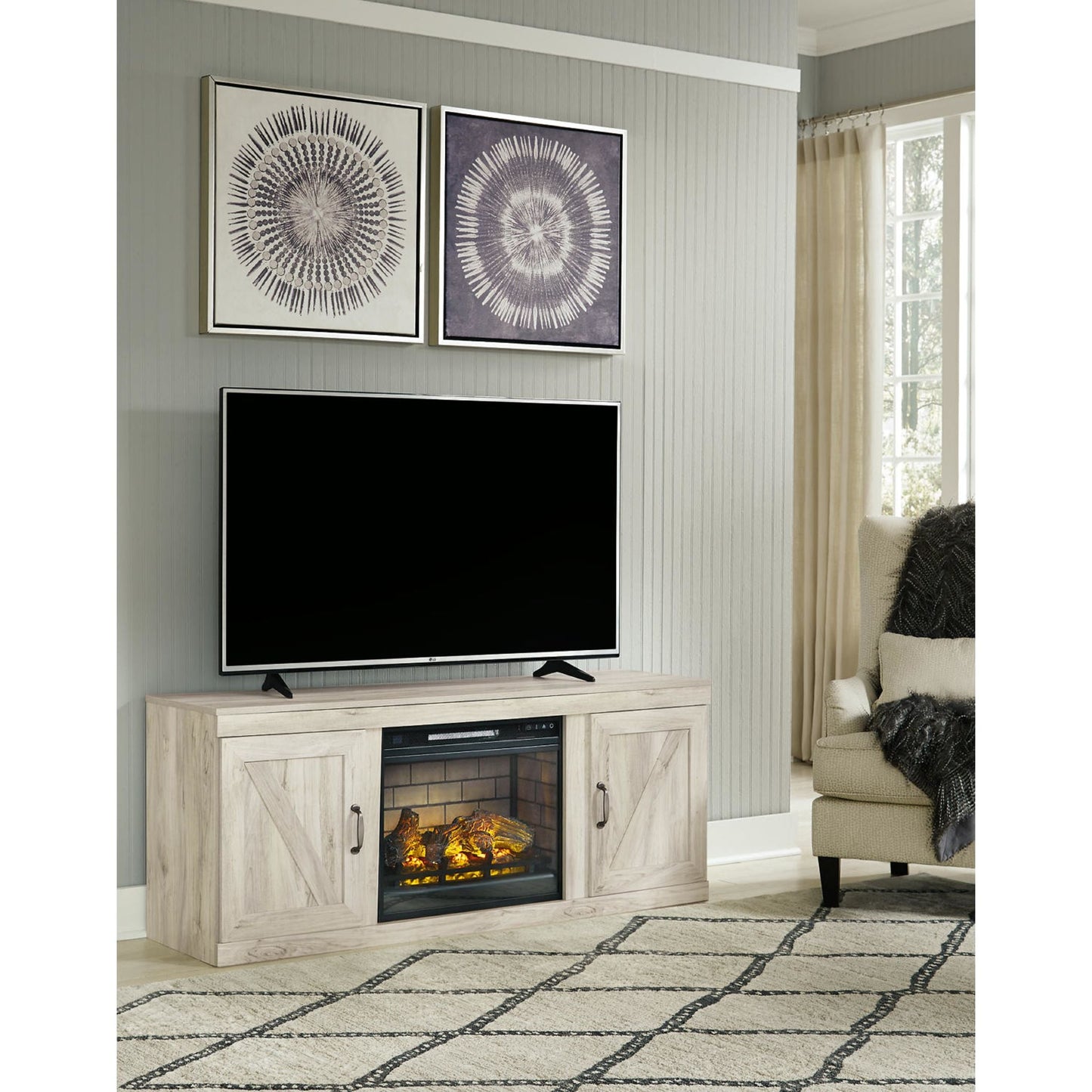 Meuble TV Bellaby avec cheminée - Blanchiment