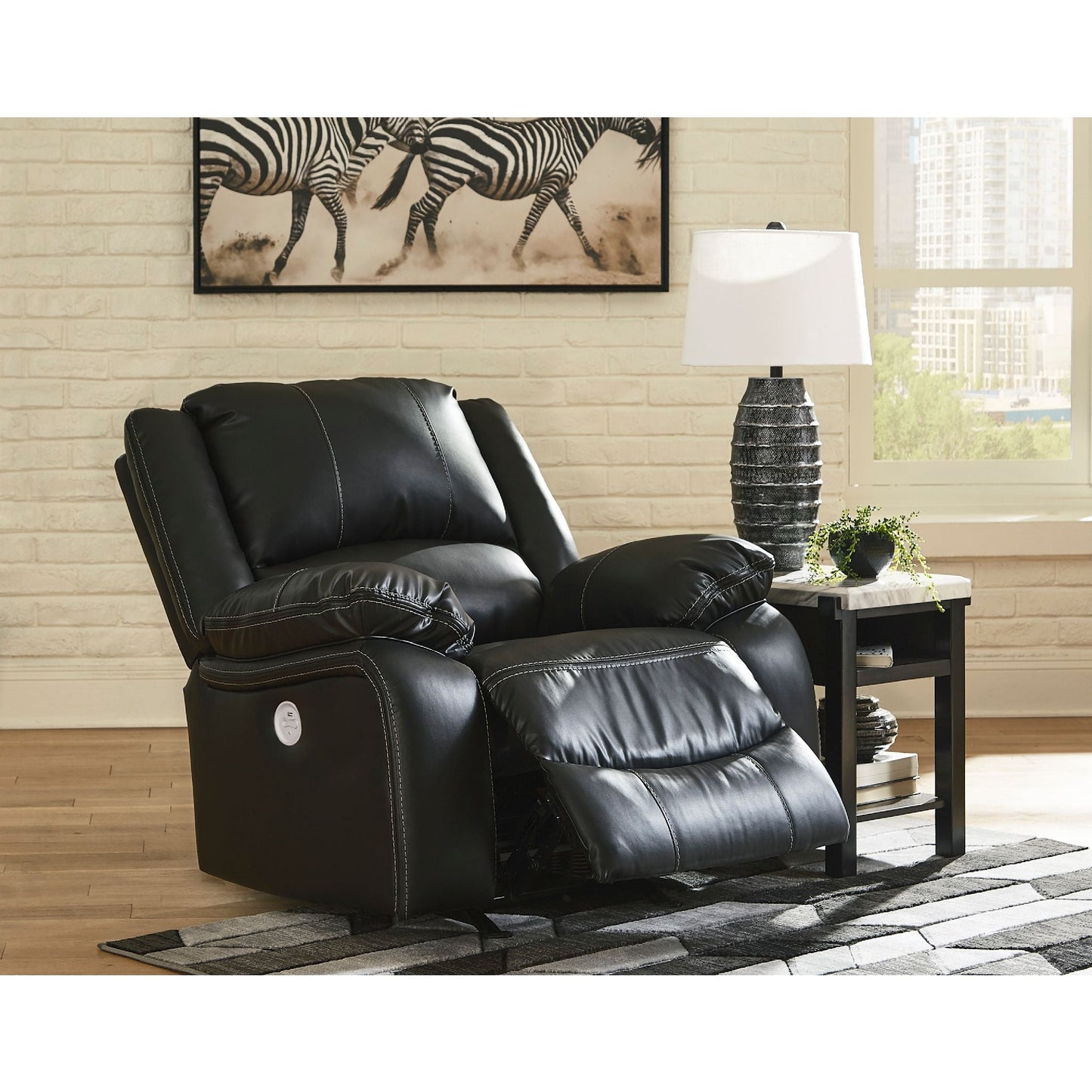 Fauteuil inclinable électrique à bascule Calderwell - Noir