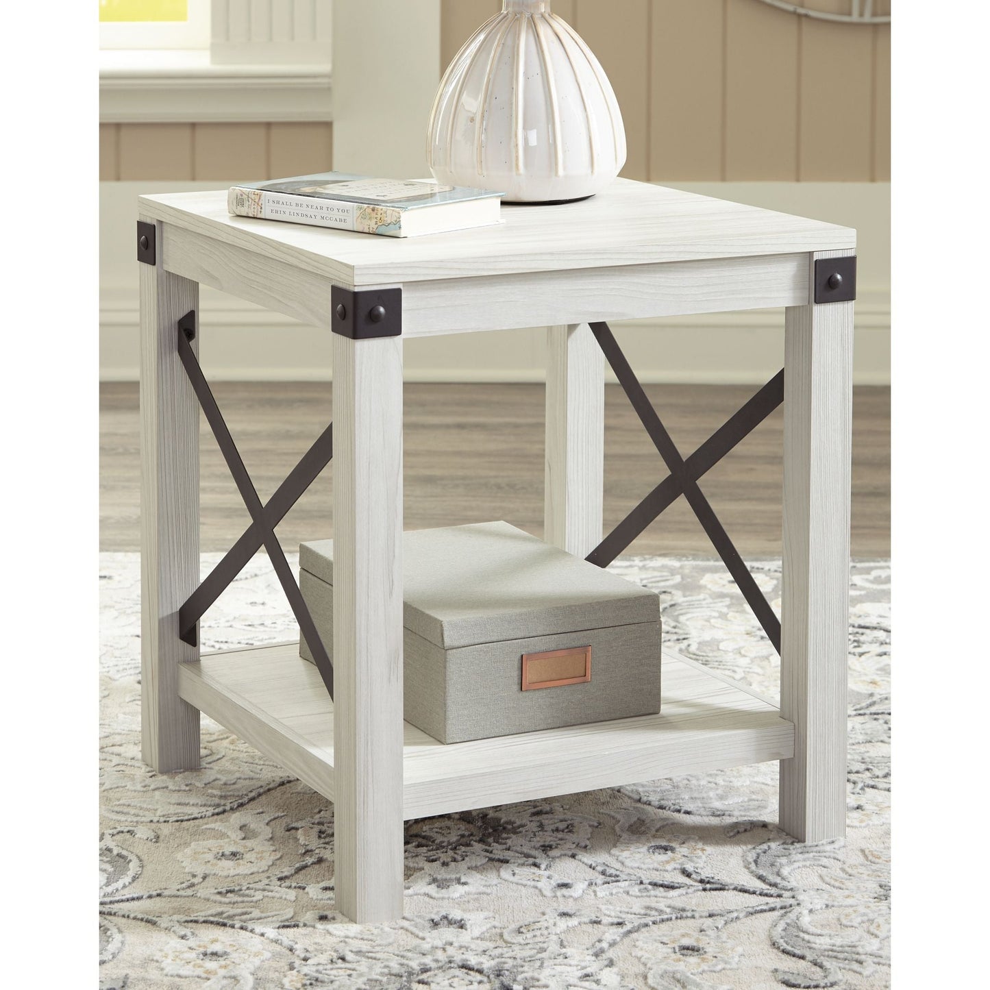 Table d'appoint Bayflynn - Blanchi à la chaux