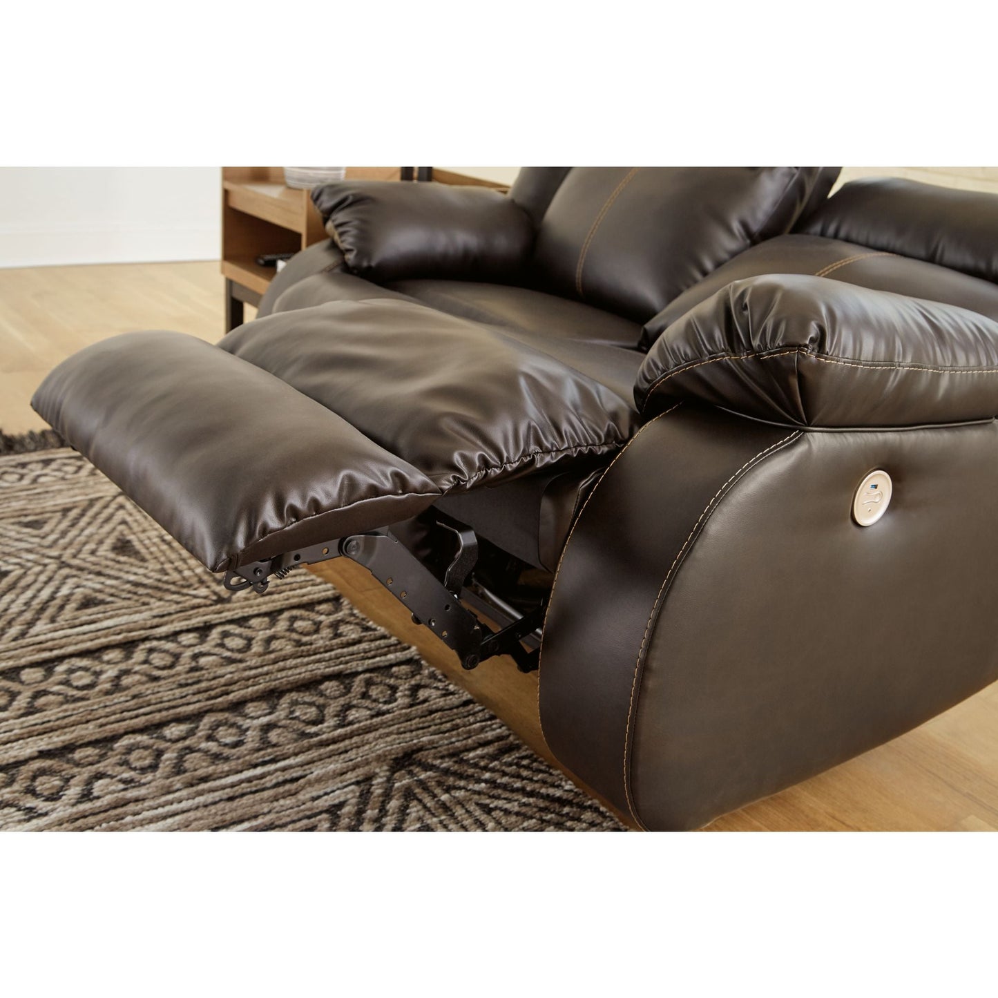 Fauteuil inclinable électrique à bascule Denoron - Chocolat